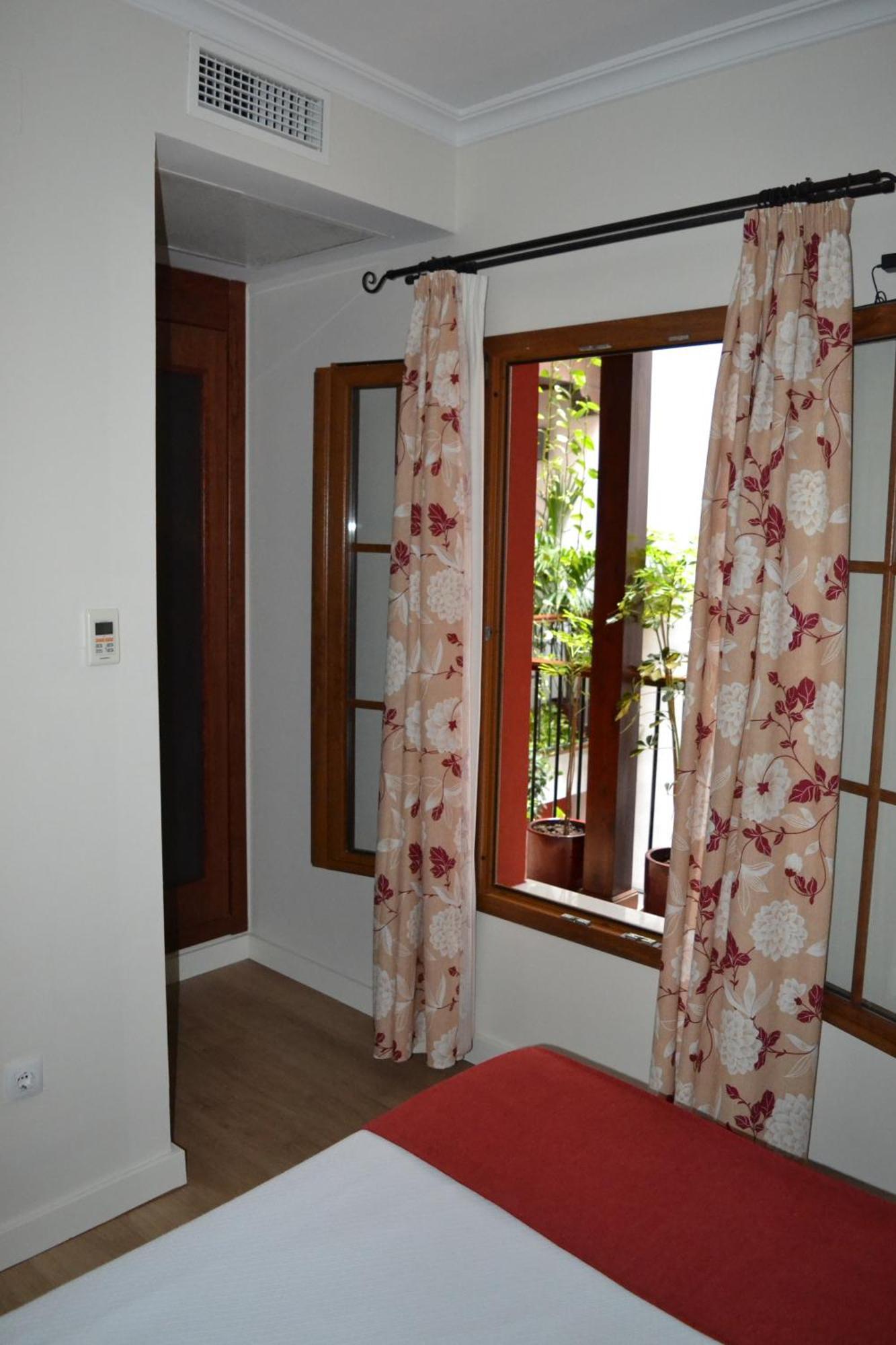 Hostal Al-Andalus Conil De La Frontera Esterno foto
